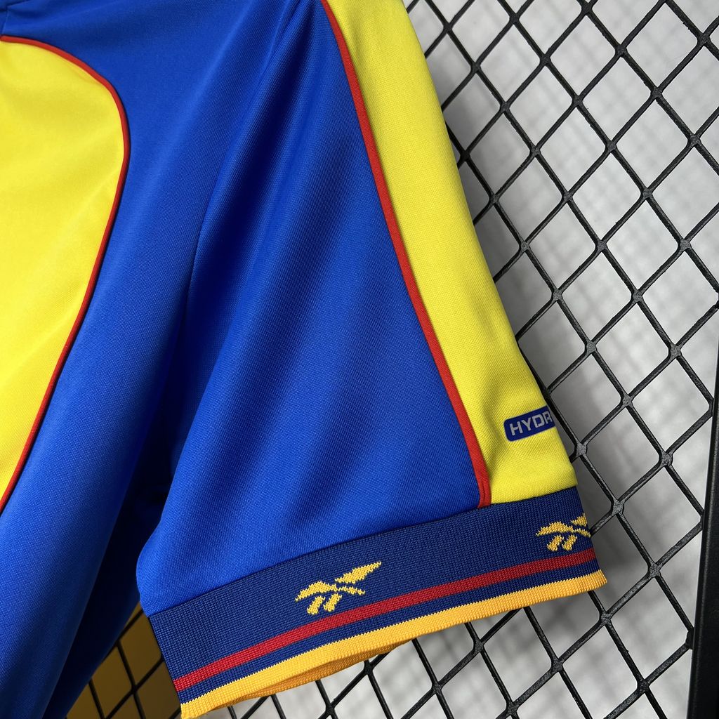 Colombia Retro Home Soccer Jersey 2001-2002