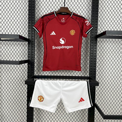 Manchester United Cristiano Ronaldo 7 Kids Home Soccer Jersey 2025-2026