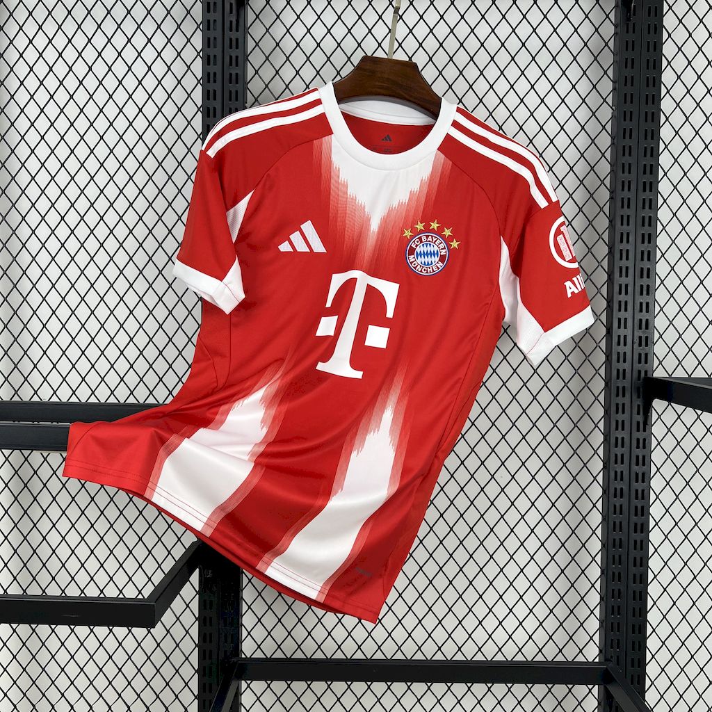 Bayern Munich Jamal Musiala 10 Home Soccer Jersey 2025-2026
