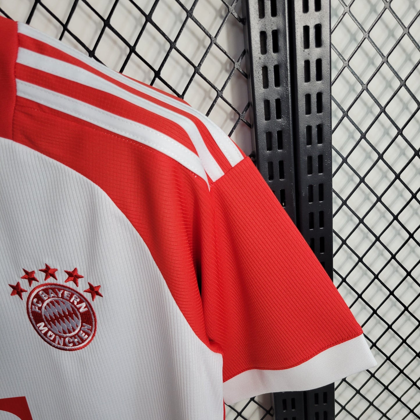 Bayern Munich Robert Lewandowski 9 Home Soccer Jersey 2023/24