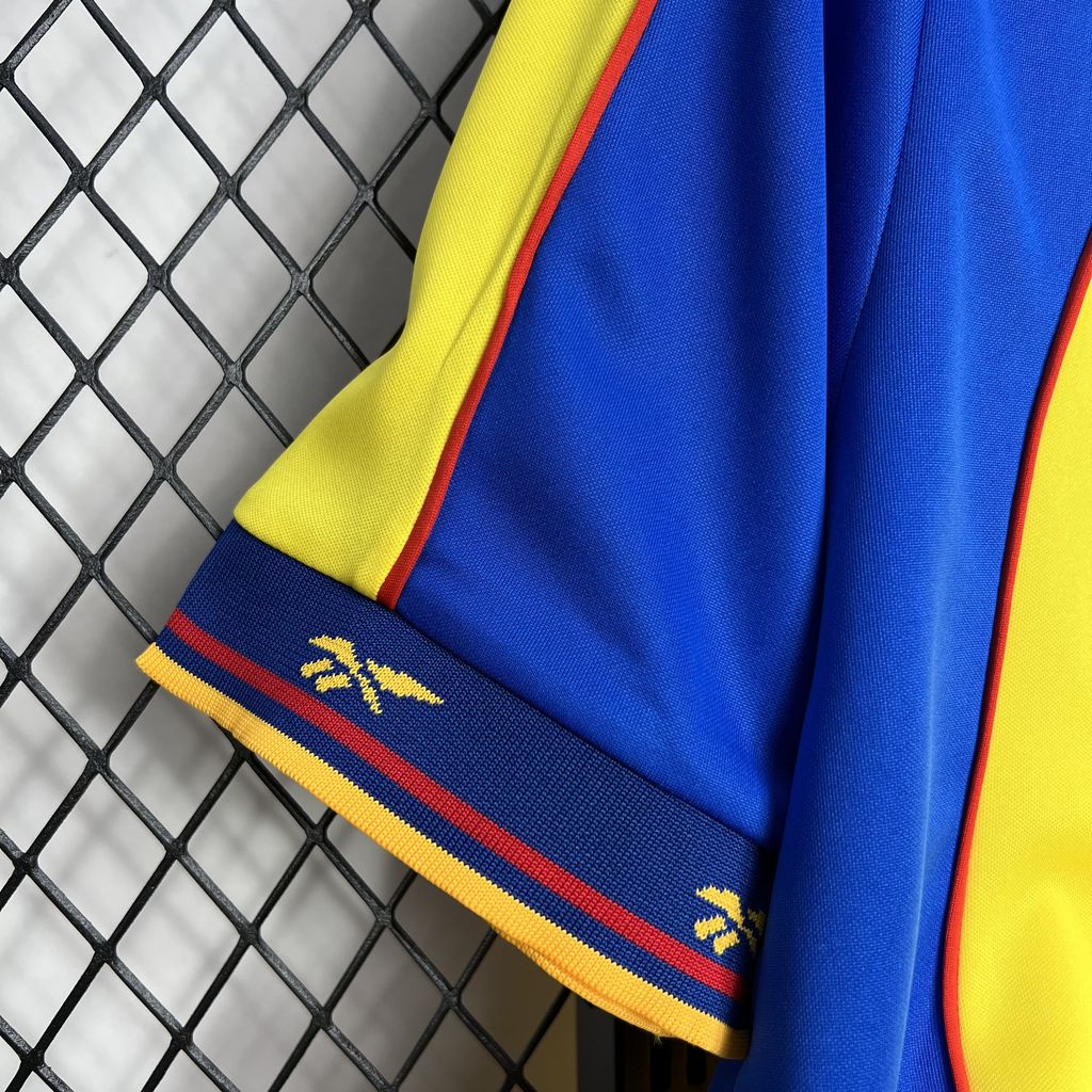 Colombia Retro Home Soccer Jersey 2001-2002