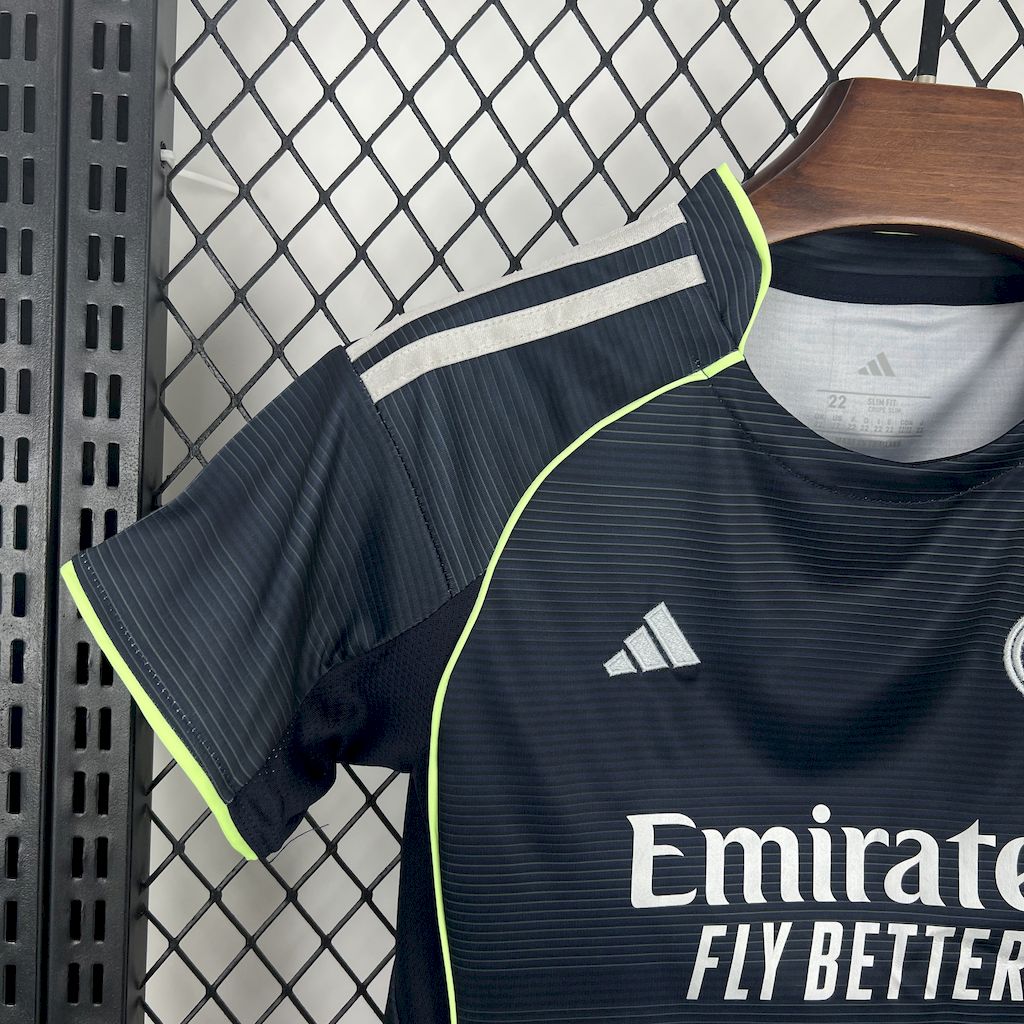 Real Madrid Kylian Mbappé 9 Kids Away Soccer Jersey 2025-2026