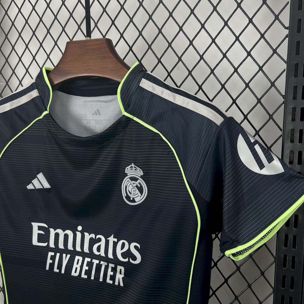 Real Madrid Kylian Mbappé 10 Kids Away Soccer Jersey 2025-2026