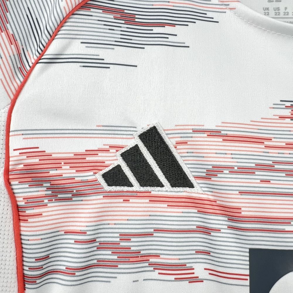 Bayern Munich Harry Kane 9 Kids Away Soccer Jersey 2025-2026