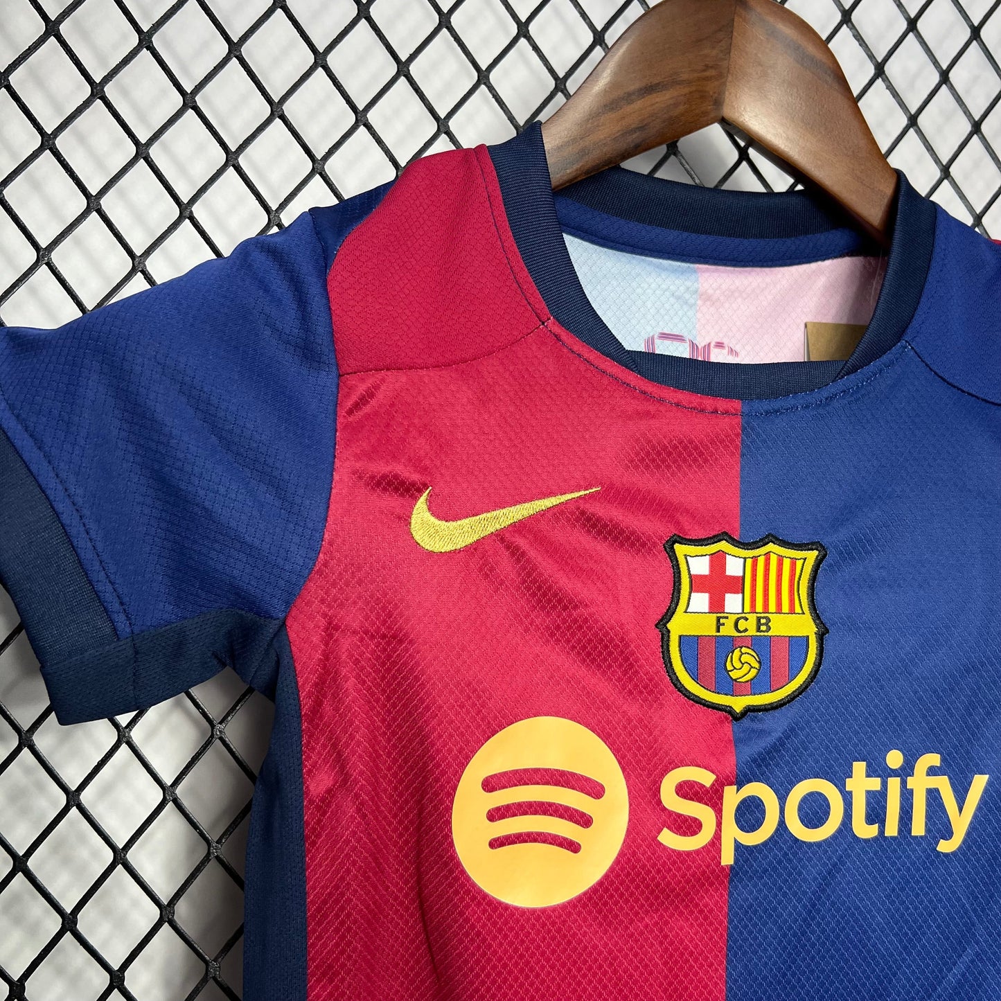 FC Barcelona Robert Lewandowski 9 Kids Home Soccer Jersey 2024/25