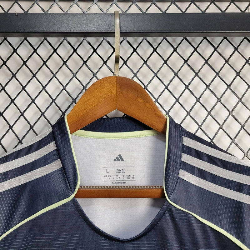 Real Madrid Federico Valverde 8 Away Soccer Jersey 2025-2026