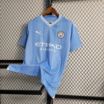 Man City Julián Álvarez 19 Home Soccer Jersey 2023/24