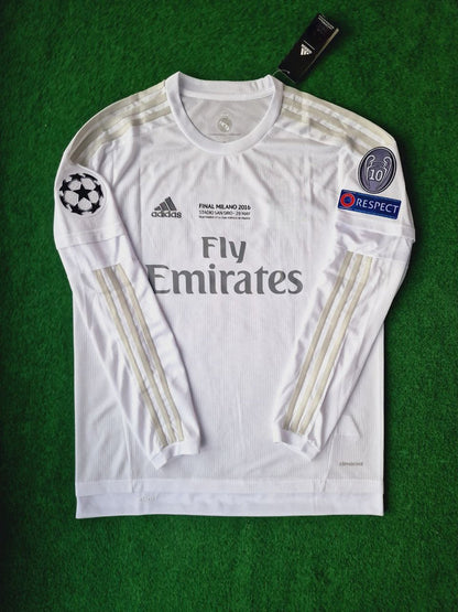 Real Madrid Cristiano Ronaldo 7 Retro Long Sleeve Home Soccer Jersey 2015-2016