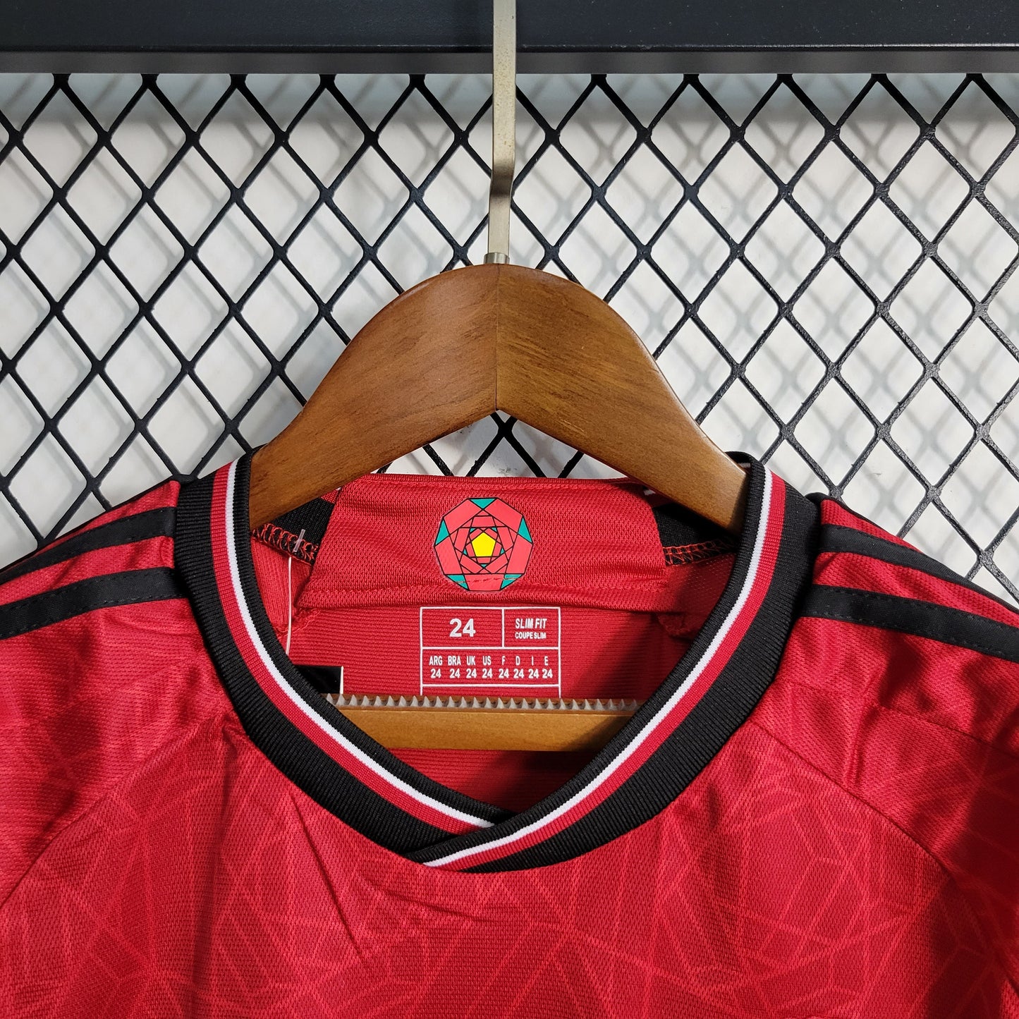 Manchester United Bruno Fernandes 8 Kids Home Soccer Jersey 2023/24