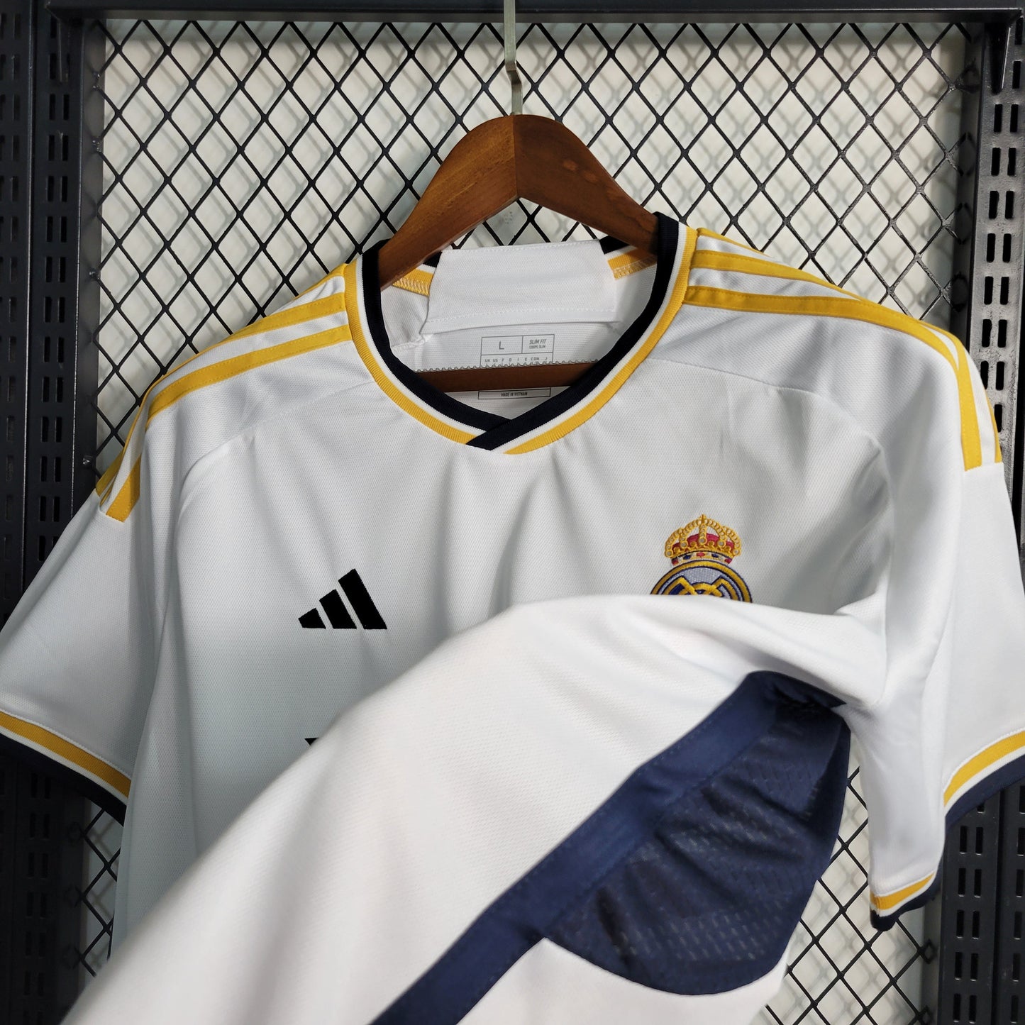 Real Madrid Vini JR 7 Home Soccer Jersey 2023/24