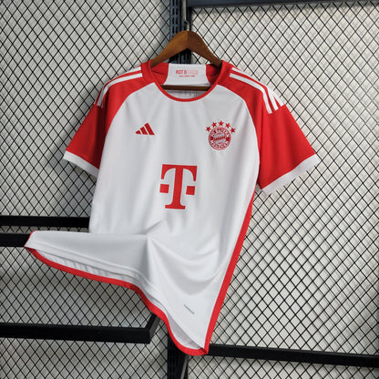 Bayern Munich Robert Lewandowski 9 Home Soccer Jersey 2023/24
