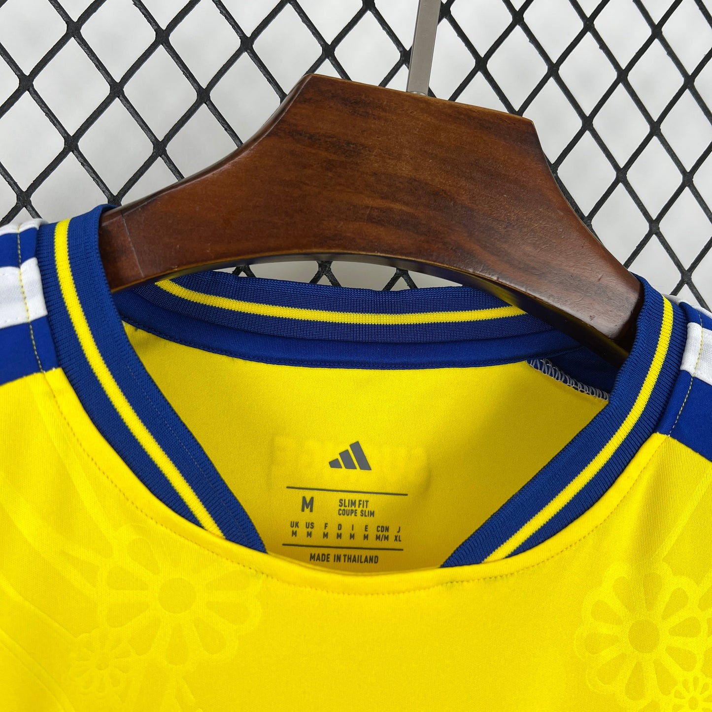 Sweden Victor Lindelof 3 Home Soccer Jersey World Cup 2026