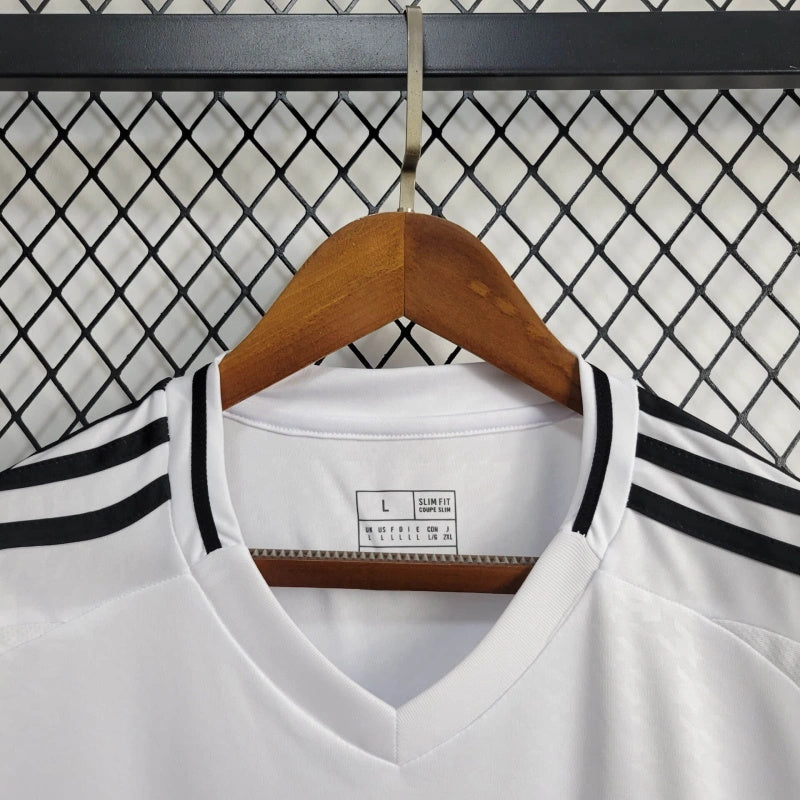 Real Madrid Federico Valverde 8 Home Soccer Jersey 2024/25