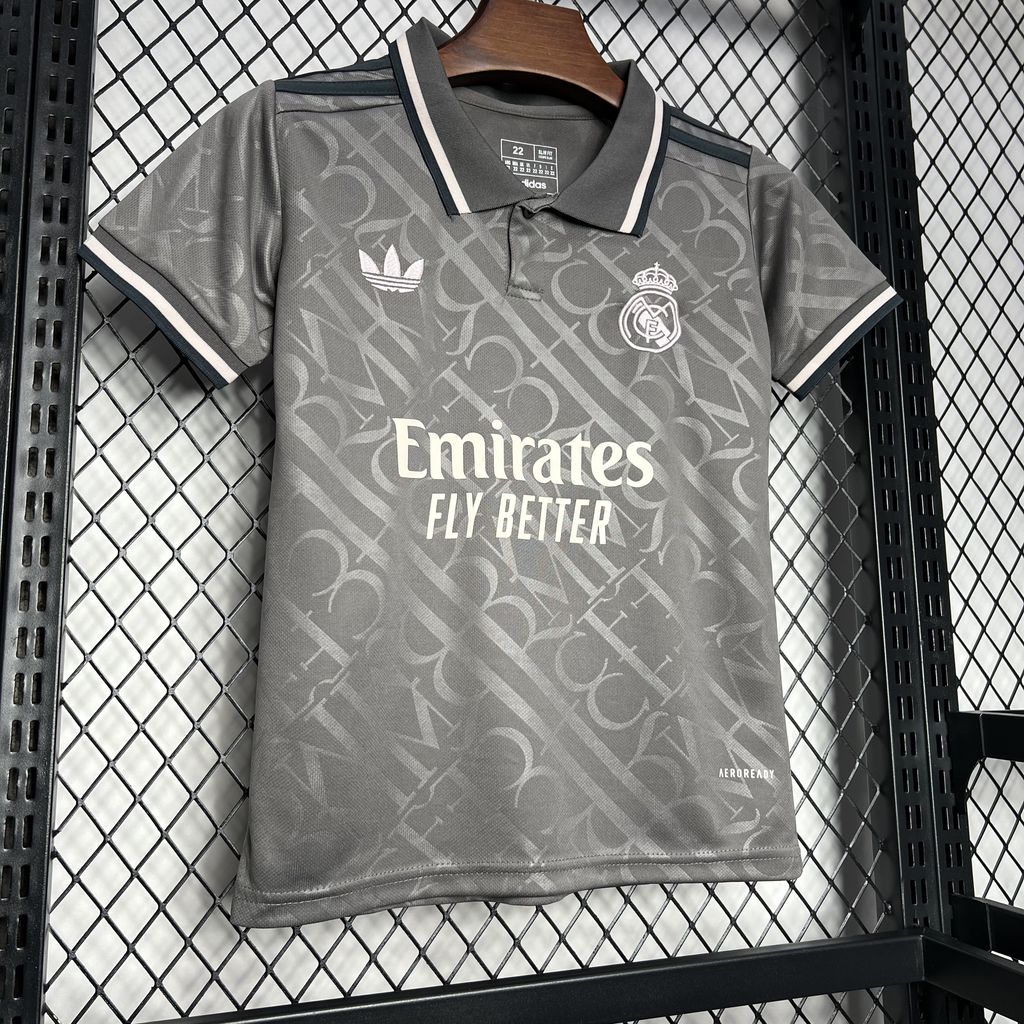 Real Madrid Federico Valverde 8 Third Kids Soccer Jersey 2024/25