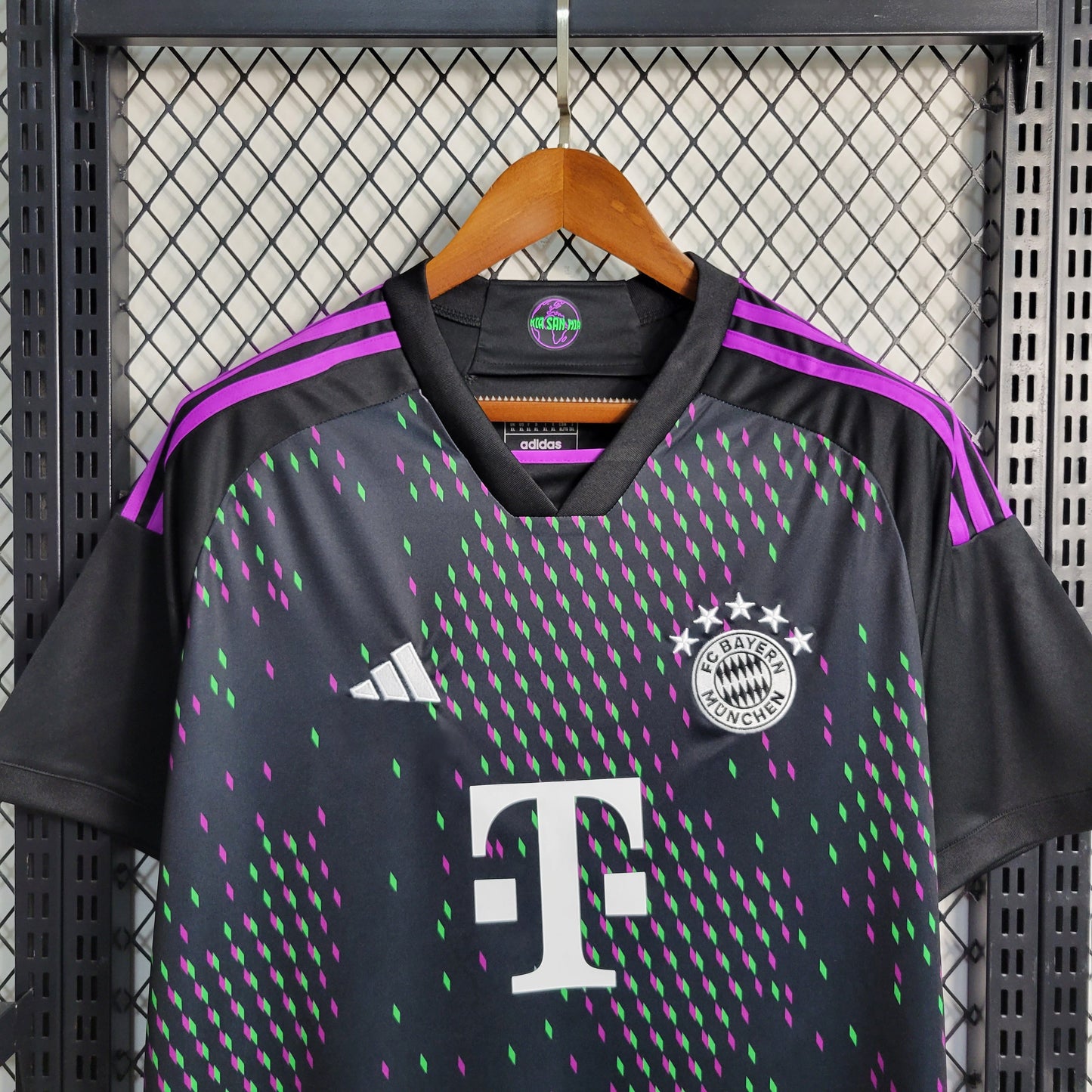 Bayern Munich Robert Lewandowski 9 Away Soccer Jersey 2023/24