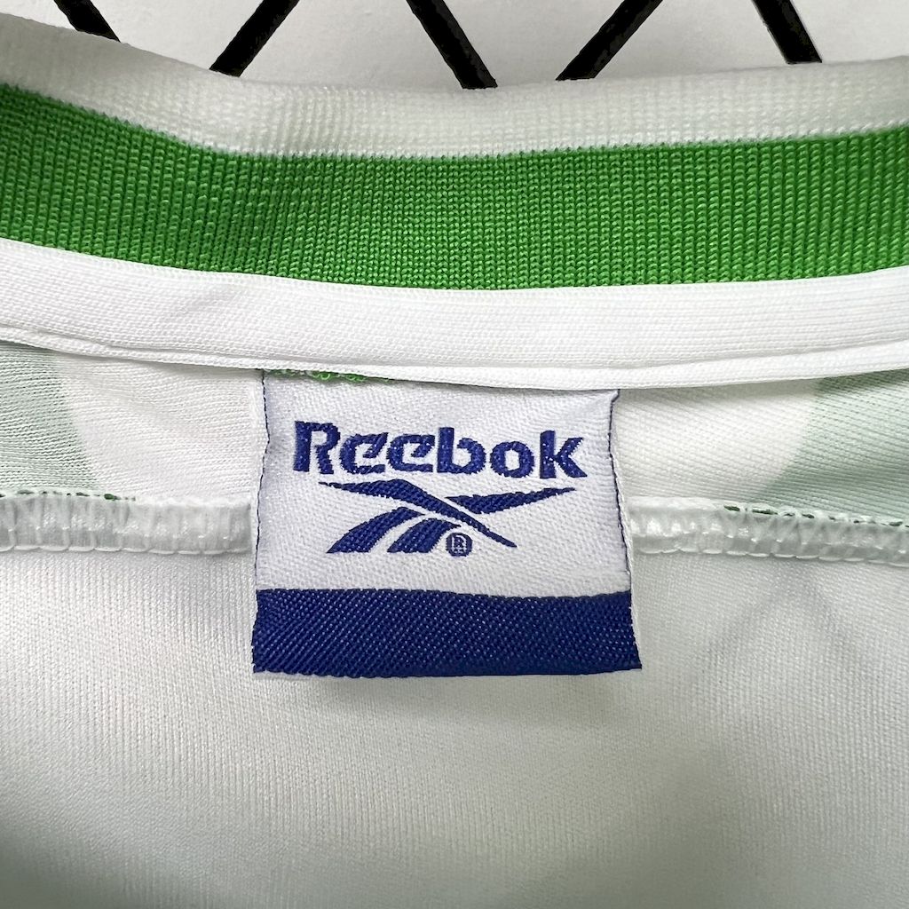 Sporting Lissabon CP Cristiano Ronaldo 28 Retro Home Soccer Jersey 2003-2004