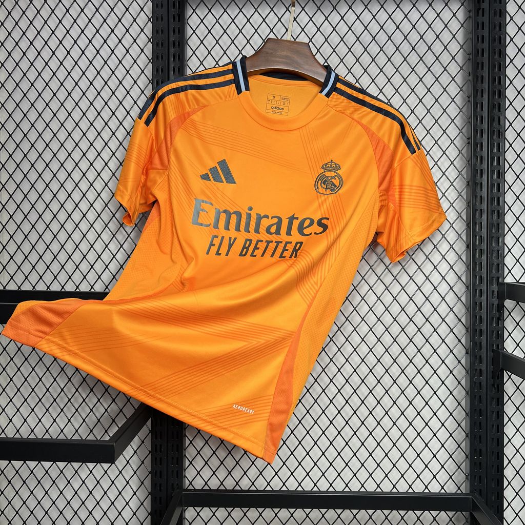 Real Madrid Federico Valverde 8 Away Soccer Jersey 2024/25