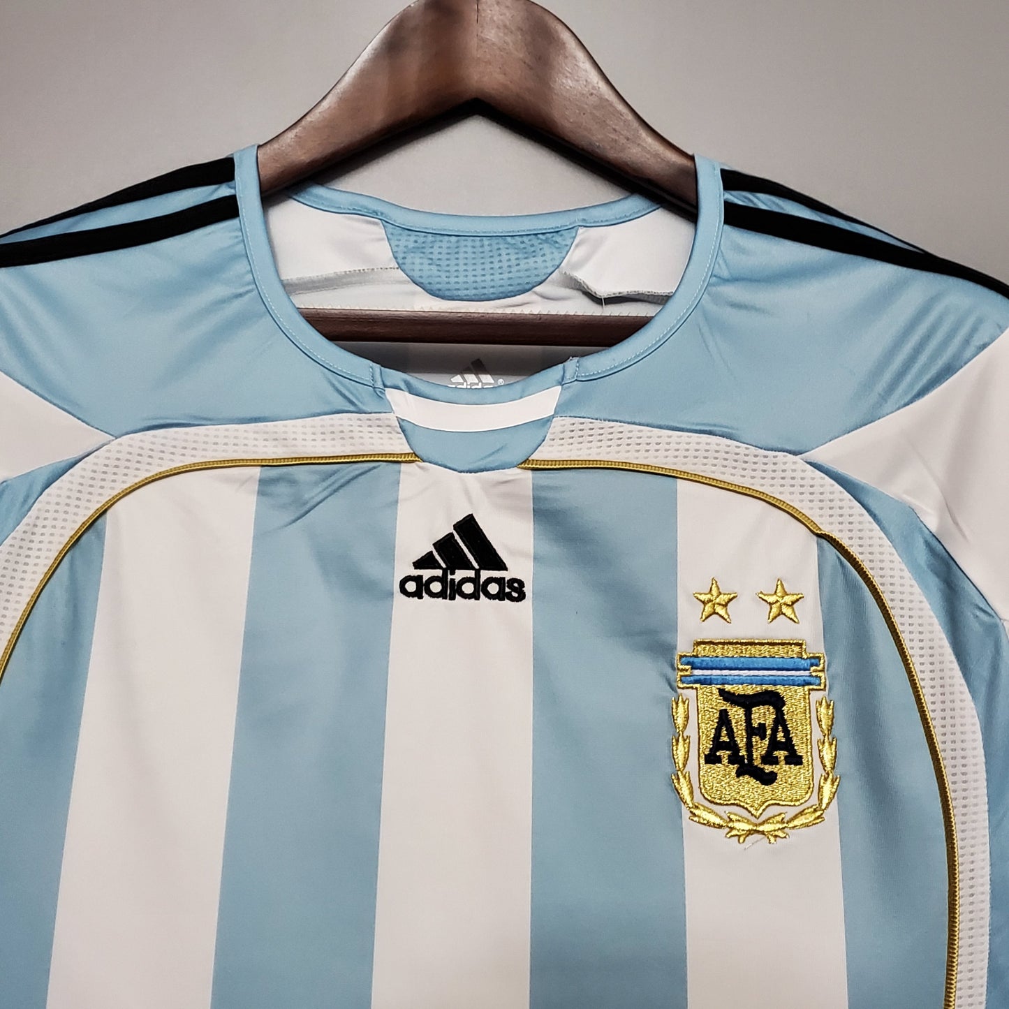 Argentina Lionel Messi 19 Home Retro Soccer Jersey World Cup 2006