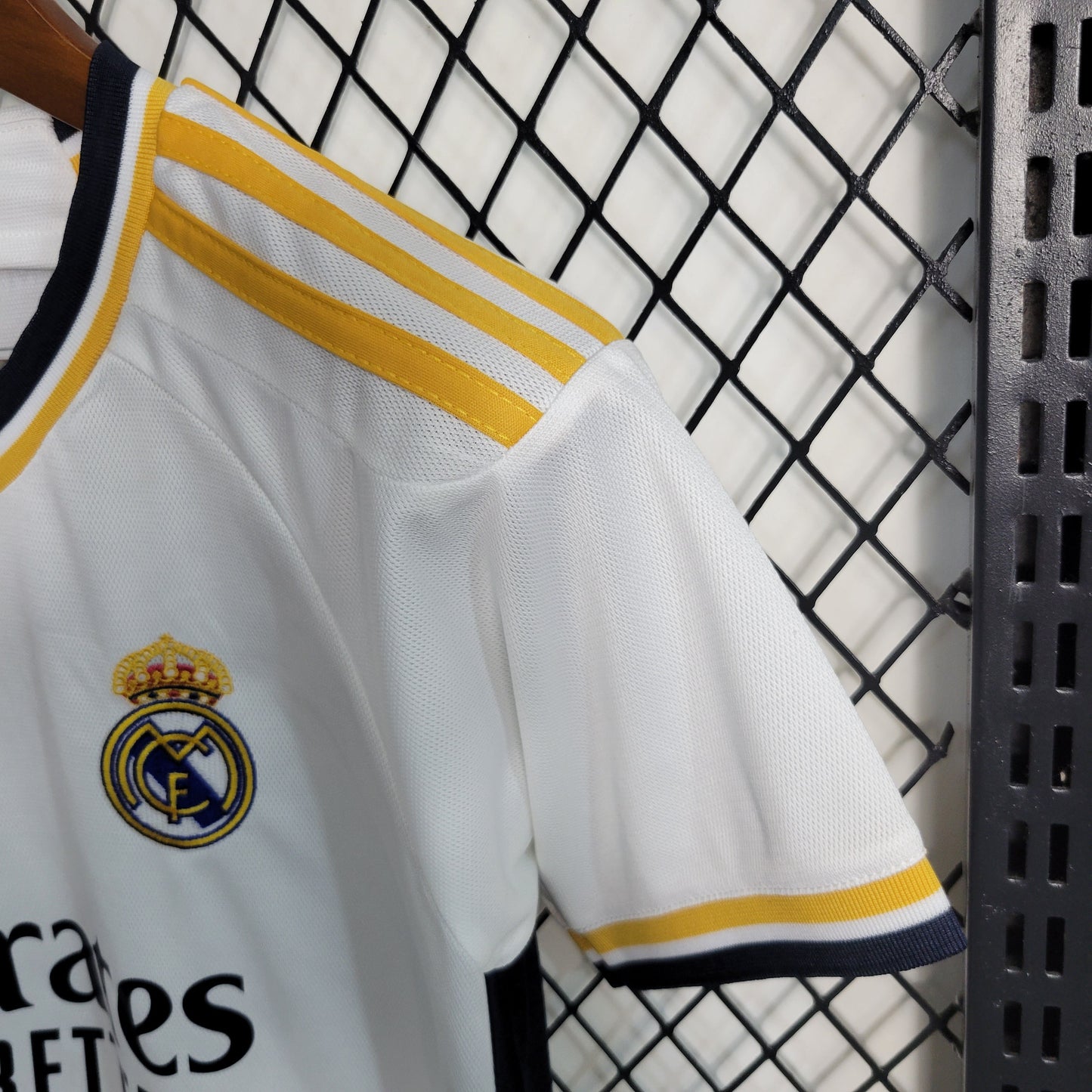 Real Madrid Vini JR 7 Kids Home Soccer Jersey 2023/24