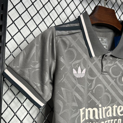 Real Madrid Federico Valverde 8 Third Kids Soccer Jersey 2024/25