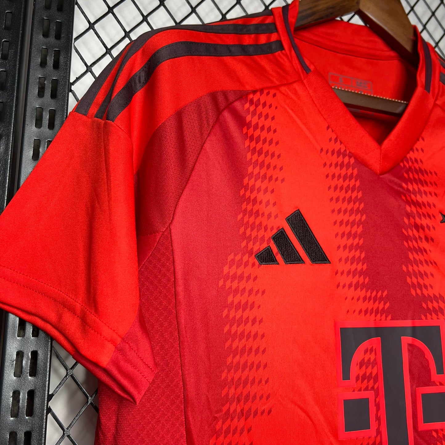Bayern Munich Michael Olise 14 Home Soccer Jersey 2024/25