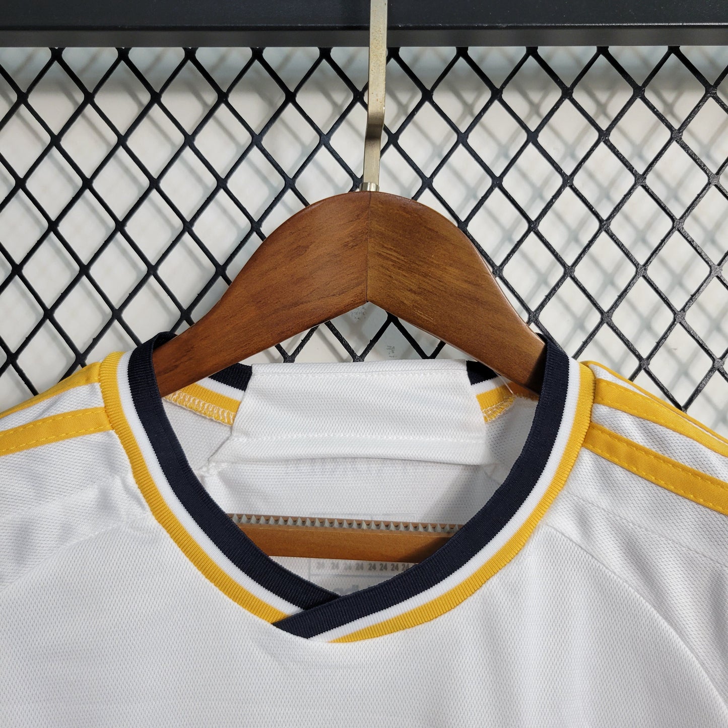 Real Madrid Luka Modric 10 Kids Home Soccer Jersey 2023/24