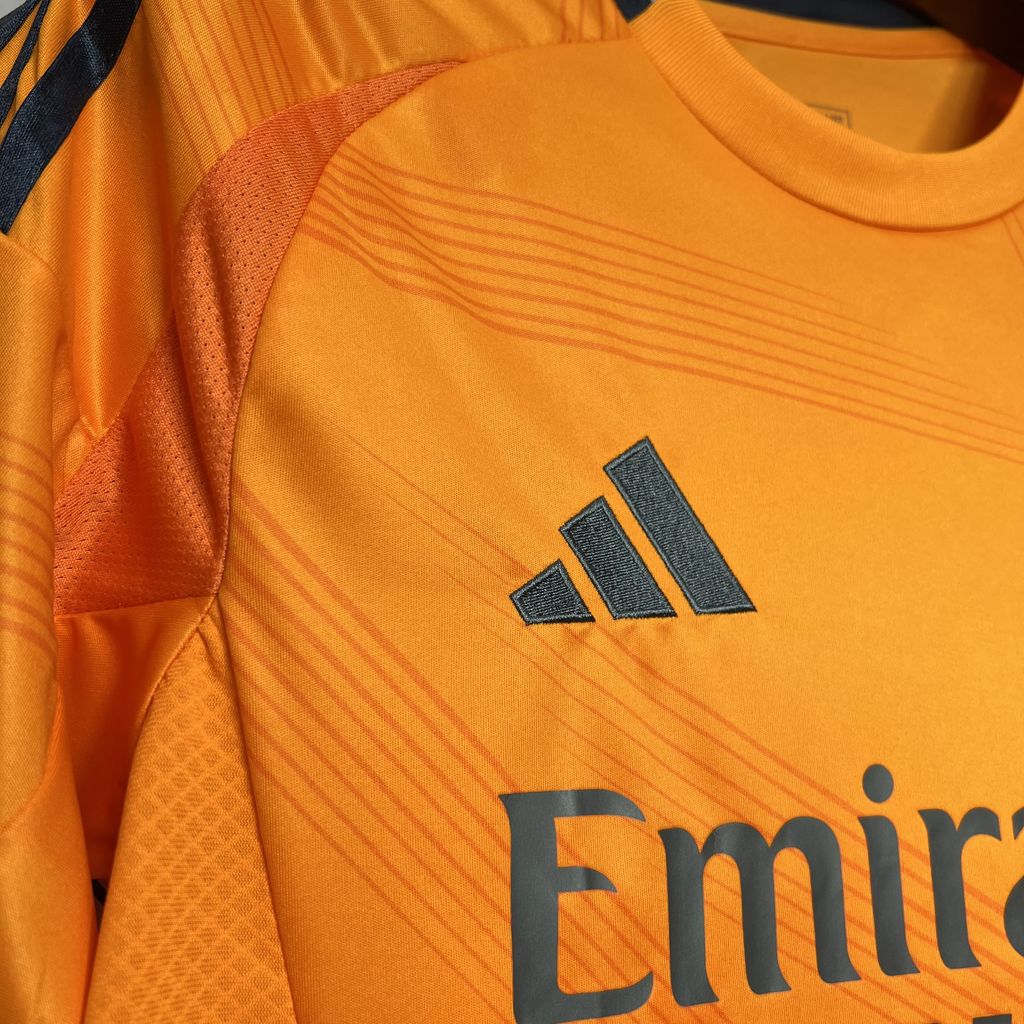 Real Madrid Vini Jr. 7 Away Soccer Jersey 2024/25