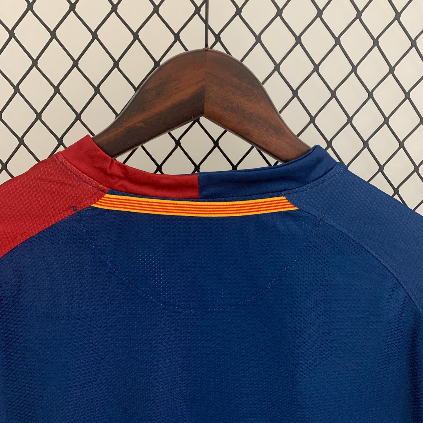 FC Barcelona Lionel Messi 10 UCL Final Retro Long Sleeve Home Soccer Jersey 2008-2009