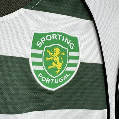 Sporting Lissabon CP Cristiano Ronaldo 28 Retro Long Sleeve Home Soccer Jersey 2001-2003